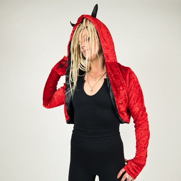 Black and Red Devil Bolero - Picture 6 of 9